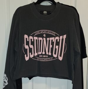 Darc Sport Wolves Cropped Tee